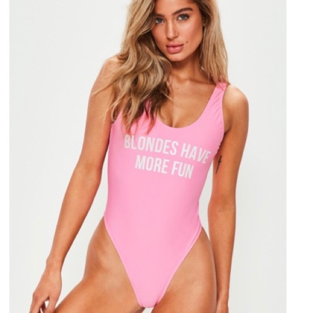 One piece swim